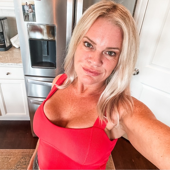 Happy Posher for over 11 years! - Picture 5 of 8